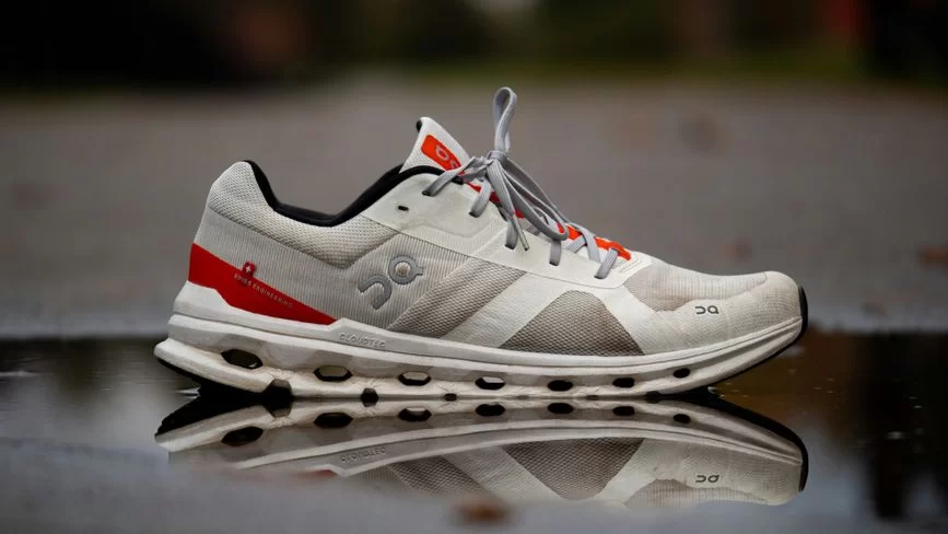 Holabird Sports Gear: A Running and Court Guide